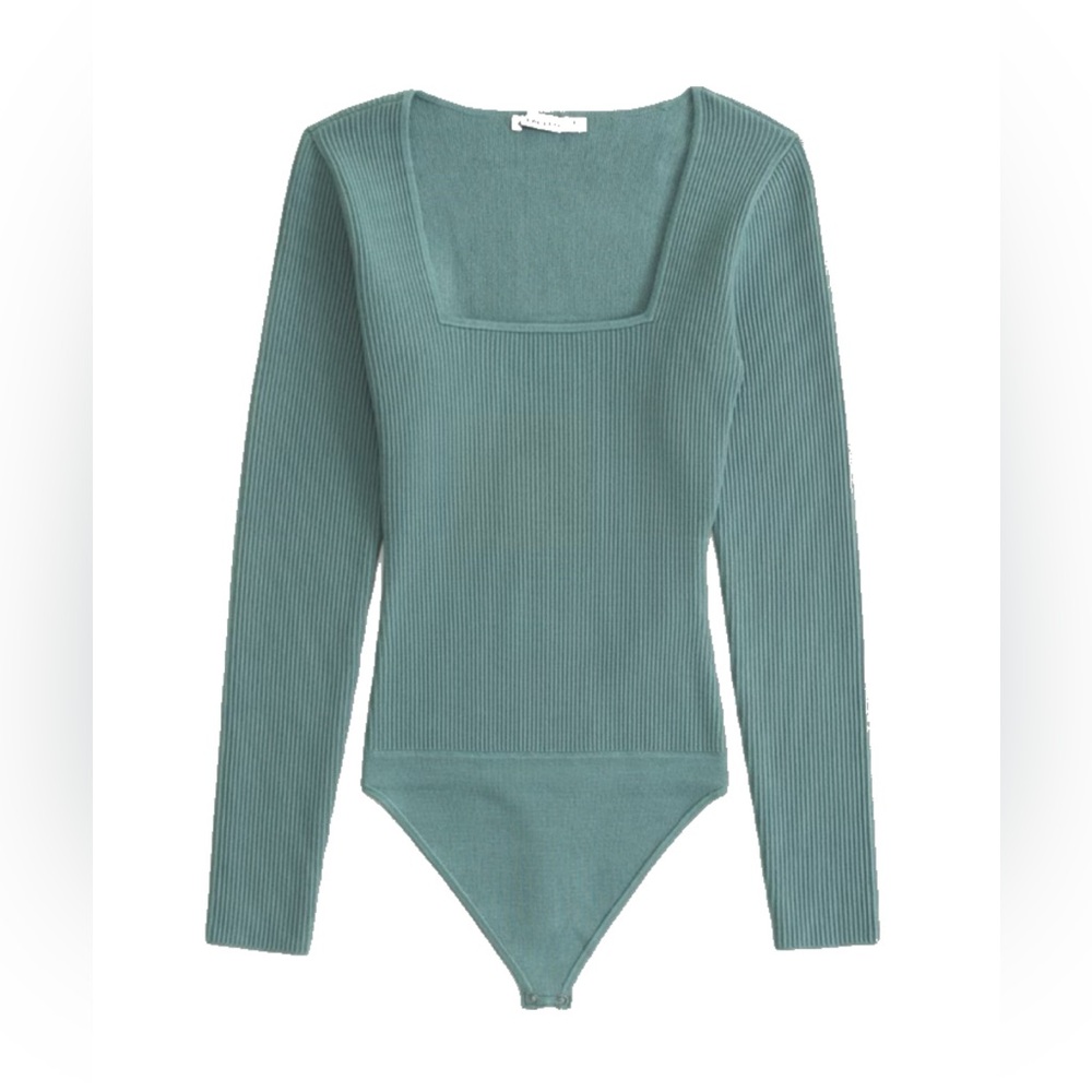 GUC Abercrombie body suit size M